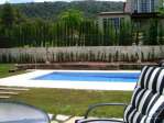 Preciosa villa con parcela y piscina
