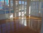 Amplio, soleado y c�ntrico piso en alquiler, con