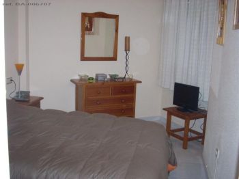 Alquiler �tico internet y garaje Montemar