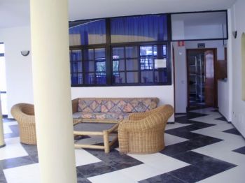 Bungalow de 1 dormitorio amueblado