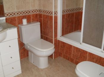 Bonito y c�ntrico piso en les roquetes - Ba�o