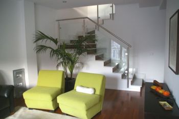 D�plex de dise�o completamente amueblado - Sal�n