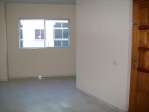 Piso 2 habitaciones, sin amueblar.