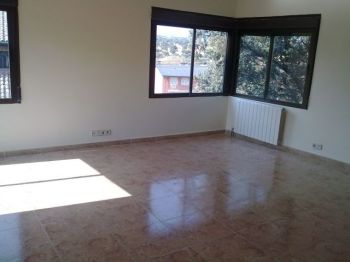 Bonita casa de piedra