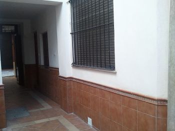 Piso econ�mico en el centro