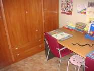 Piso c�ntrico, ascensor, trastero, aire, electrod,muebles.
