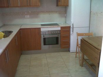 Adosado la laguna c�ntrico de 3 dormitorios