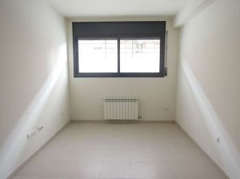 Pis 1 hab. Rubi Av. Estatut Obra Nova. Promoci�