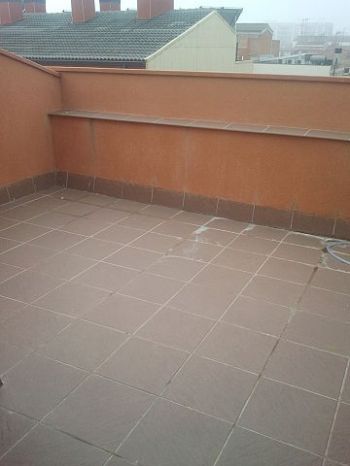 Atico duplex de 3 hab con terraza y plaza de p�rquing