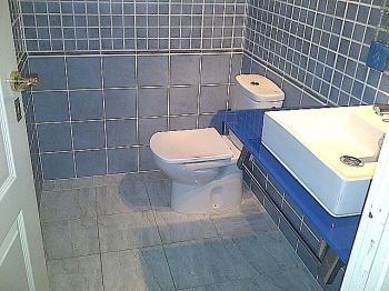 Indioteria bonito piso reformado sin muebles - Ba�o