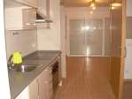Apartamento equipado con muebles y