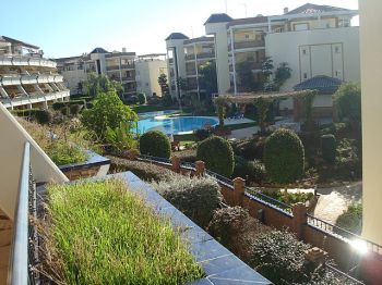 Piso casi a estrenar en urb green hills