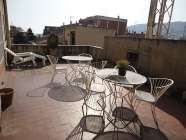Piso muy espacioso, con gran terraza