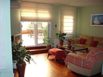 �tico en Gracia junto Via Augusta - Comedor