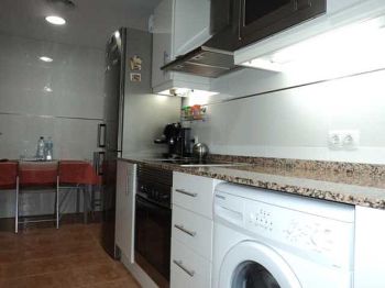 Museros, piso planta baja de 3 habitaciones. - Cocina
