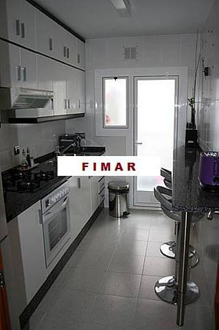 Piso moderno en el centro - Cocina