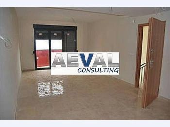 Alquiler d�plex ascensor Rocafort