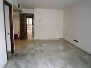 Piso con terraza de 70 m2 - Sal�n
