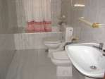 Plaza espa�a. Piso de 70 m, 3 hab, ba�o completo. Reformado.