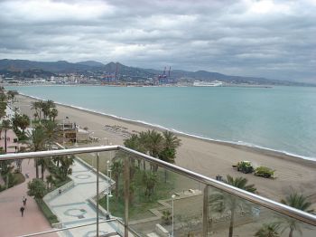 Alquiler Piso M�laga - Vista al exterior