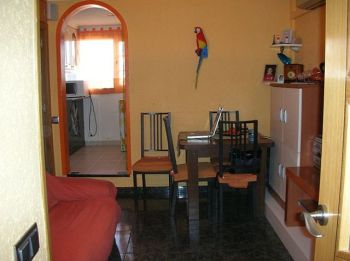 Piso totalmente reformado con terraza - Sal�n