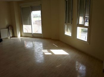 Duplex 2 dorm, 2 ba�os - Sal�n