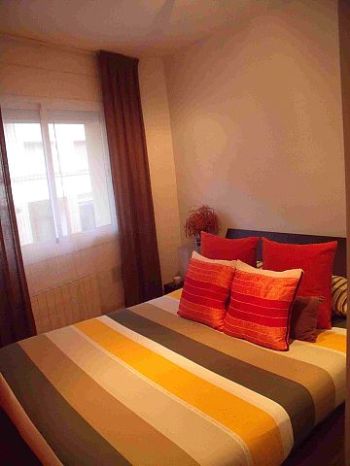 Piso reformado de dos habitaciones