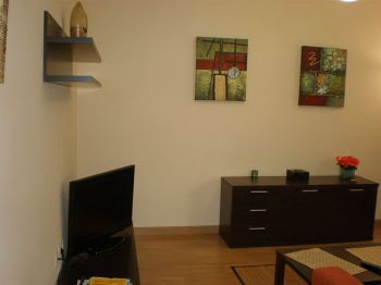 Apartamento reformado. Servicios Centrales. Junto Calle Toro