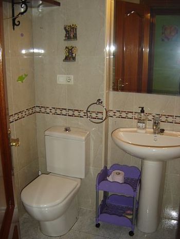 2 habitaciones en Avd. Montserrat