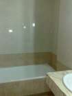 Piso de 4 habit. Con parking y trastero incluido 665 Euros - Ba�o