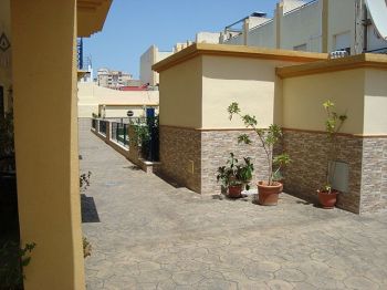 Chalet adosado zona universitaria