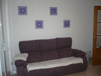 Amplio apartamento amueblado con parking y terraza 