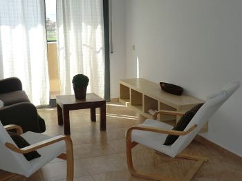 Piso de 3 habitaciones, piscina, parking y z. Comunitaria. - Sal�n