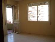 Rep�blica argentina: piso de 4 dormitorios y garaje - Sal�n
