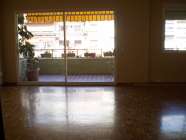 Rep�blica argentina: piso de 4 dormitorios y garaje - Sal�n