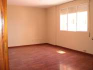 Rep�blica argentina: piso de 4 dormitorios y garaje - Sal�n