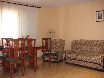 Piso impecable en zona colegios
