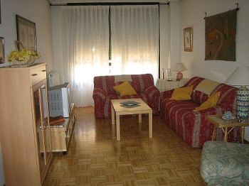 Piso en Tejares. Zona de los los Alcaldes - Sal�n