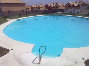 Gran adosada en venta y alquiler con opcion 600e 4 dorm pisc