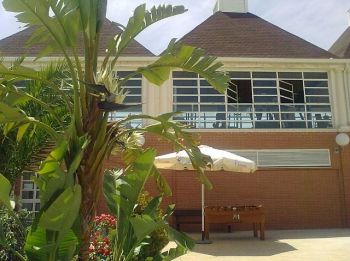 Gran adosada en venta y alquiler con opcion 600e 4 dorm pisc