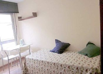 Estudio amueblado , al lado de povisa