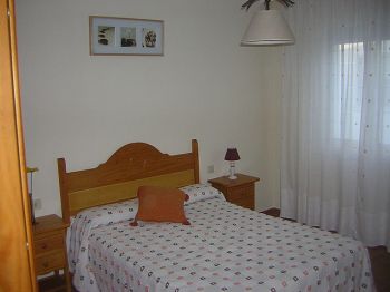 Alquilo piso a profesores y maestros - Dormitorio