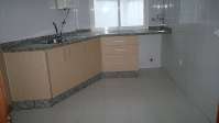 350 con cocina amueblada