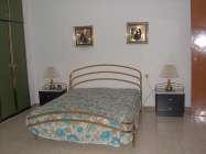 2 habitaciones grandes con calefaci�n central
