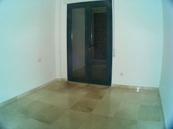 Piso de lujo con garaje y gran terraza privada