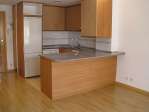 Apartamento seminuevo con garaje junto av San Jos�