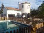 Chalet con piscina, orientaci�n mediod�a
