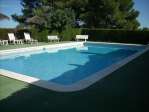 Jard�n, piscina y garaje. 5Hab 3 Ba�os.
