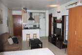 Se alquila estudio junto al hotel Mar�a Cristina