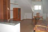 Estudio abuhardillado con los gastos incluidos